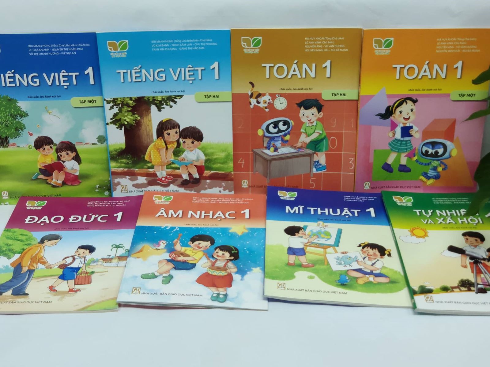 KẾT NỐI TRI THỨC VỚI CUỘC SỐNG – BỘ SÁCH CỦA VICSERS KHỐI 1 TRONG NĂM HỌC MỚI