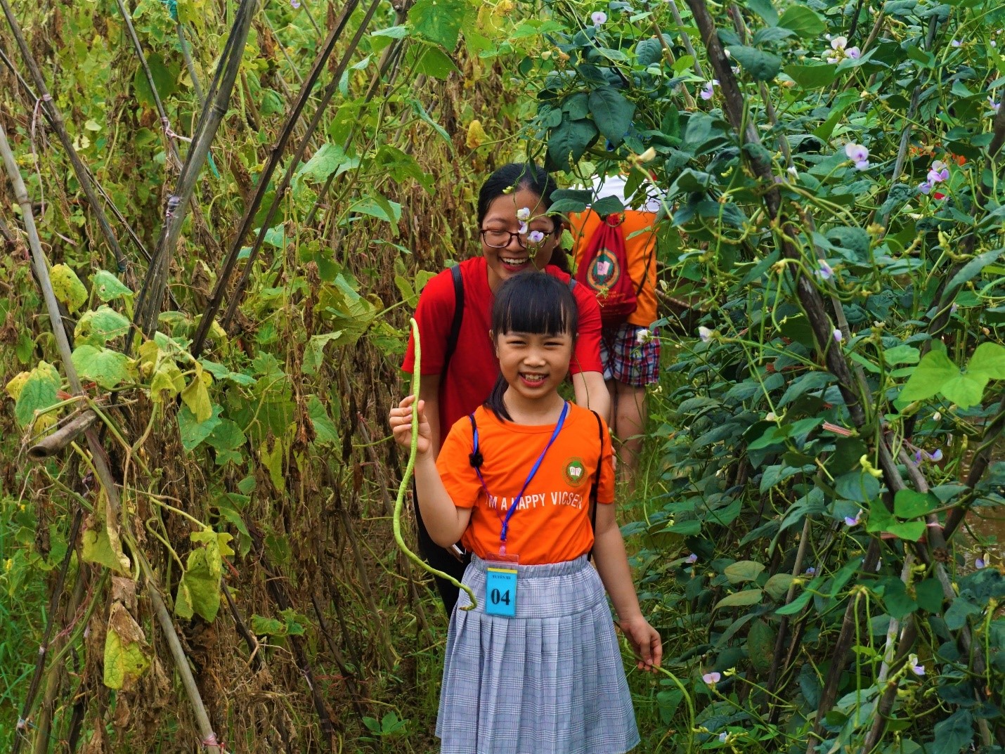 Nhật ký Trại hè Vicschool 2019: Thanh Hà Farm: Một ngày hành quân – tập làm nông dân