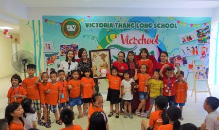 VICSCHOOL FAIR 2019 – Hội chợ từ thiện ý nghĩa tại Trường Tiểu Học & THCS Victoria Thăng Long