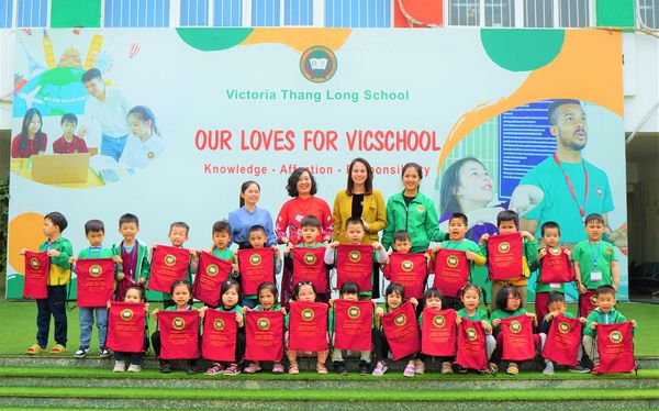 CHÀO MỪNG MẦM NON SAO MAI ĐẾN THAM QUAN & LÀM QUEN VỚI VICSCHOOL