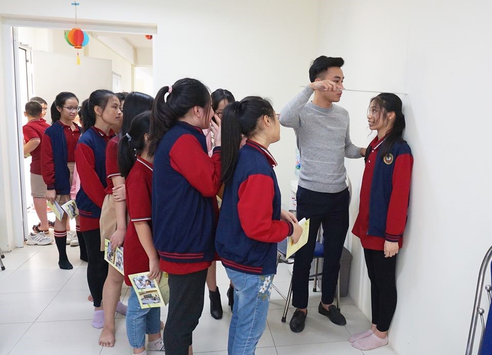 Khám sức khỏe định kỳ cho học sinh tại Victoria Thăng Long