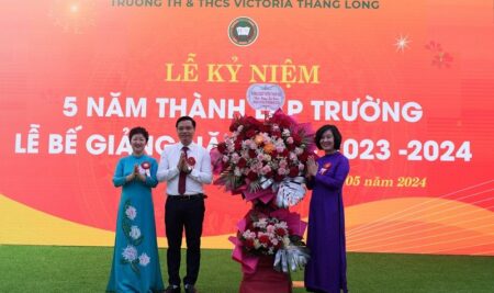 Báo Nhân lực Nhân tài Việt: Dấu ấn 5 năm khởi dựng thành công sự nghiệp “trồng người” của Trường Victoria Thăng Long