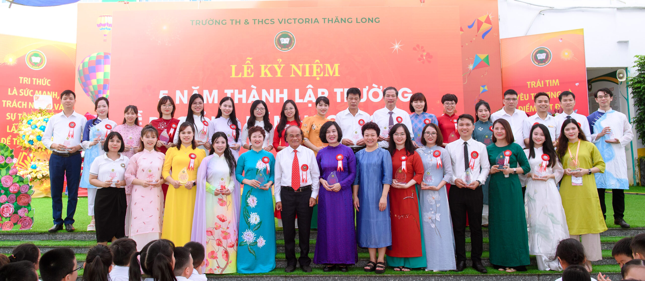 TỰ HÀO VICTORIA THĂNG LONG 5 MÙA HOA