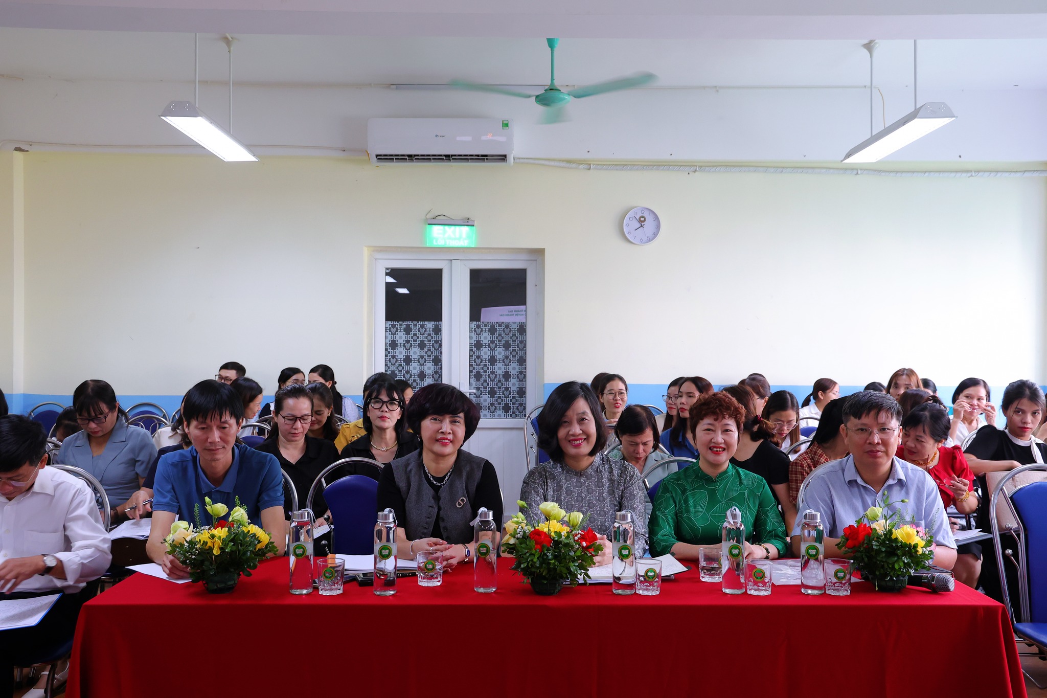 VICTORIA THĂNG LONG VÀ SỰ THÀNH CÔNG VANG DỘI CỦA CHUYÊN ĐỀ TIẾNG VIỆT