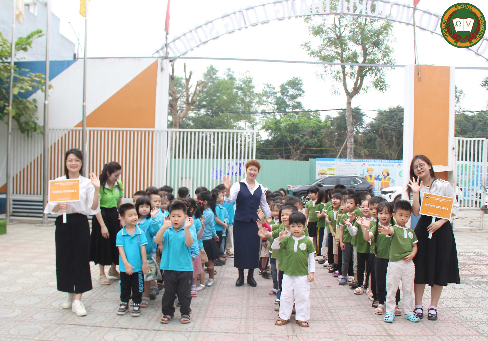 LỚP 1 TRONG MẮT CON – HÓA RA THẬT VUI