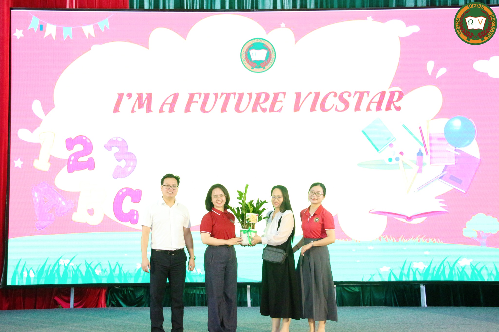 MỘT NGÀY LÀM “VICSERS NHÍ” – CHÚNG TỚ ĐÃ TRẢI NGHIỆM NHỮNG GÌ TẠI VICTORIA THĂNG LONG?