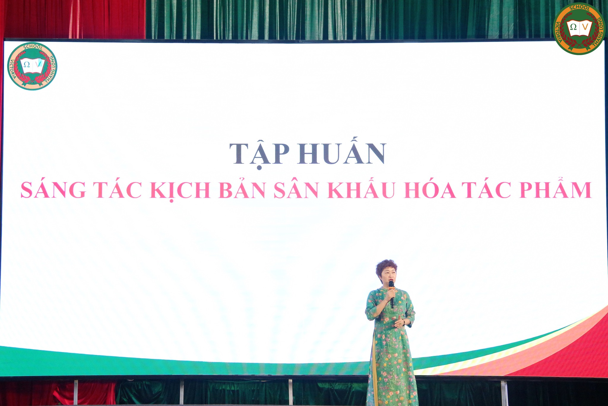 TẬP HUẤN SÁNG TÁC KỊCH BẢN SÂN KHẤU HÓA – LAN TỎA CẢM HỨNG SÁNG TẠO VÀ TÌNH YÊU VĂN HỌC CHO VICSERS